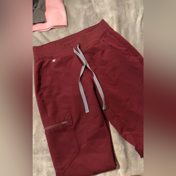Figs Other - Figs Women's Burgundy Scrub Pants